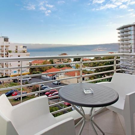 Dfm Happy Days D - Funchal Apartman Kültér fotó
