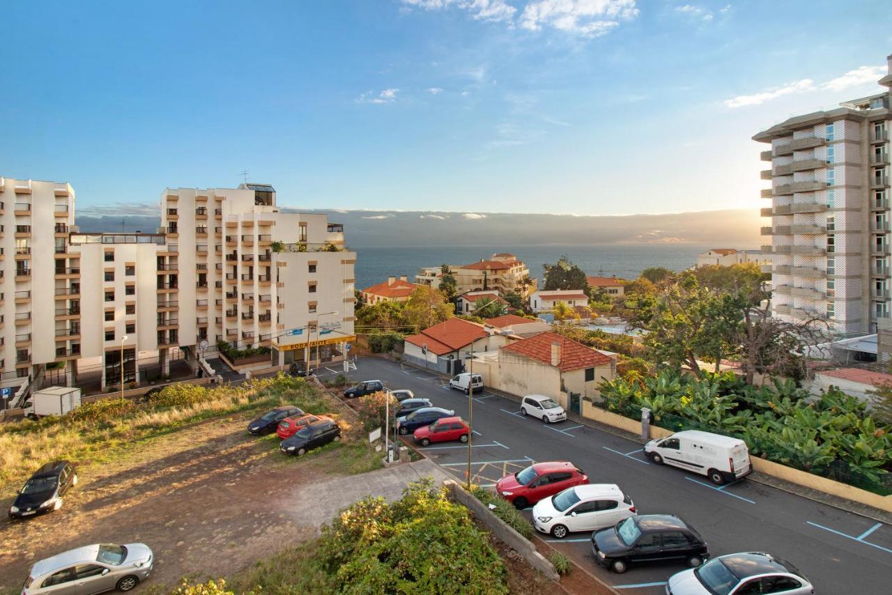 Dfm Happy Days D - Funchal Apartman Kültér fotó