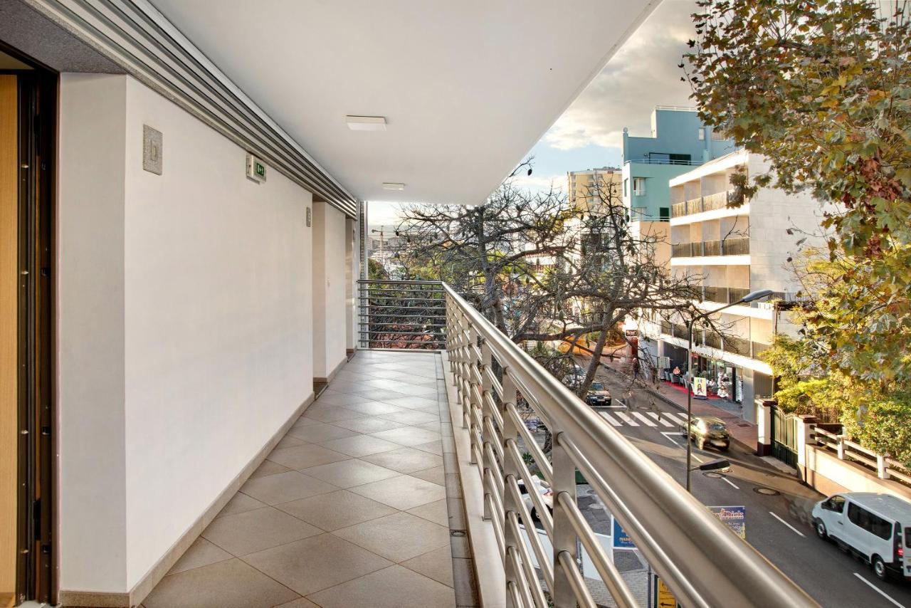 Dfm Happy Days D - Funchal Apartman Kültér fotó